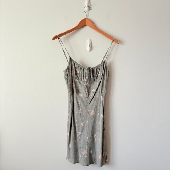 Aritzia Wilfred Bellow Mini Dress Sage Frost Green Floral Size 4 - Picture 4 of 8